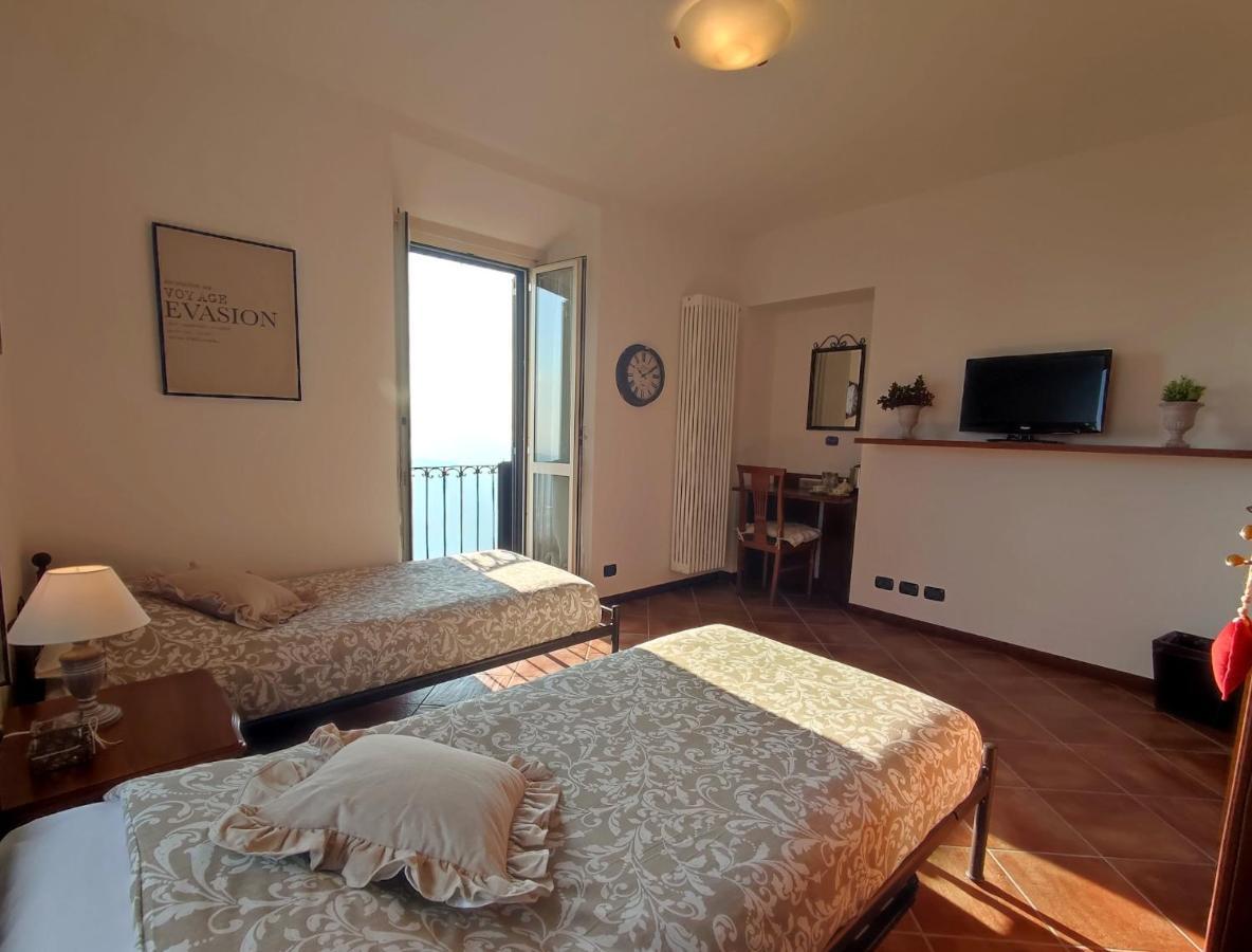 B&B Villa Regina Brunate Exterior photo
